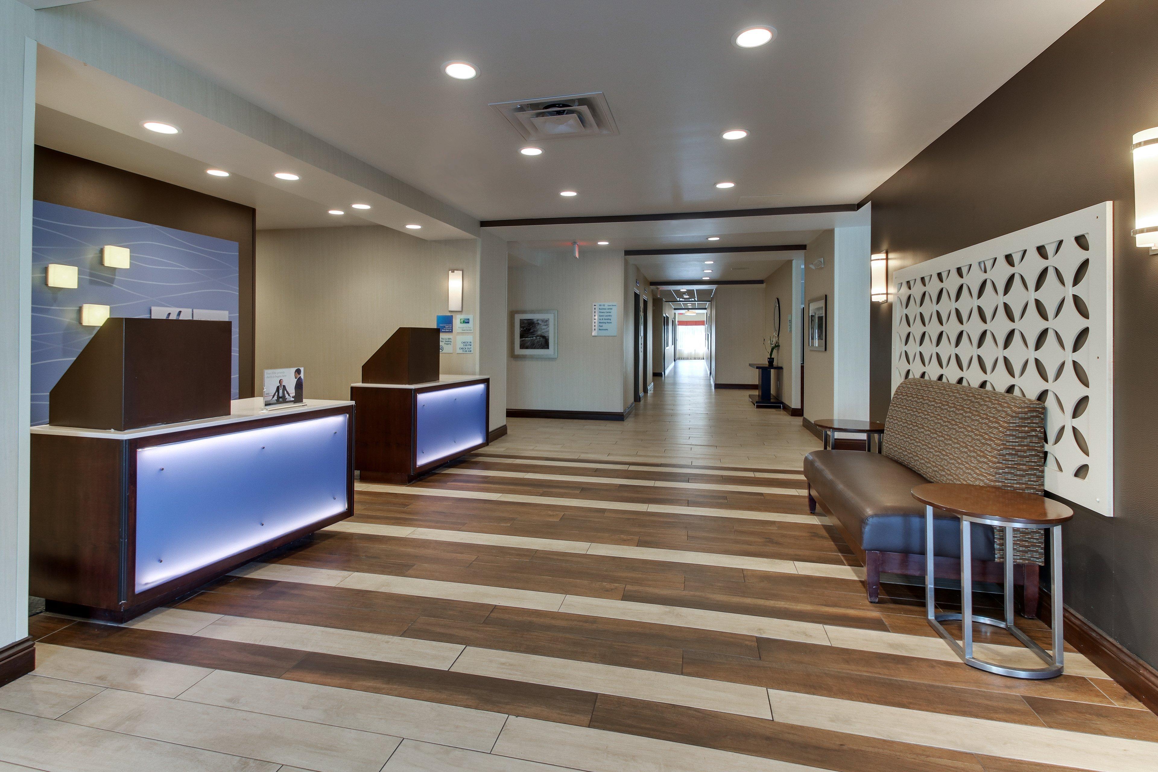 Holiday Inn Express & Suites Cheektowaga North East By Ihg エクステリア 写真