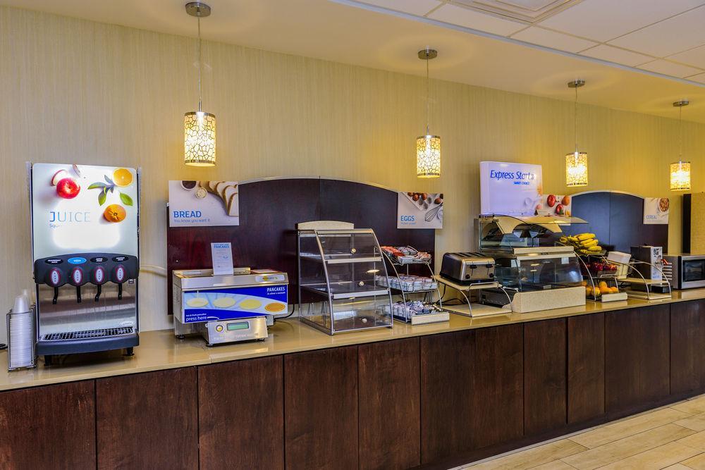 Holiday Inn Express & Suites Cheektowaga North East By Ihg エクステリア 写真